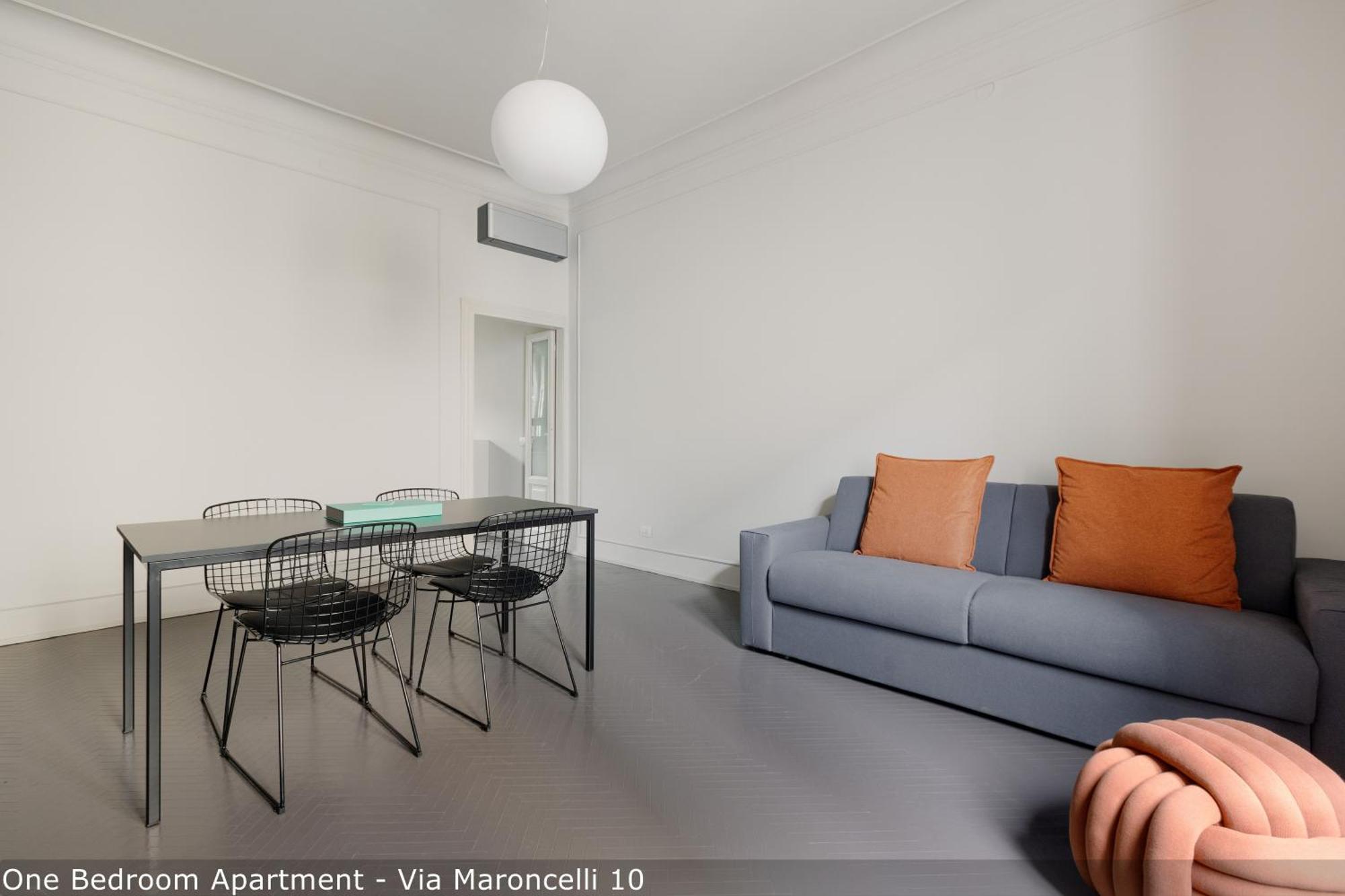 Brera Apartments In Porta Volta Milan Bilik gambar