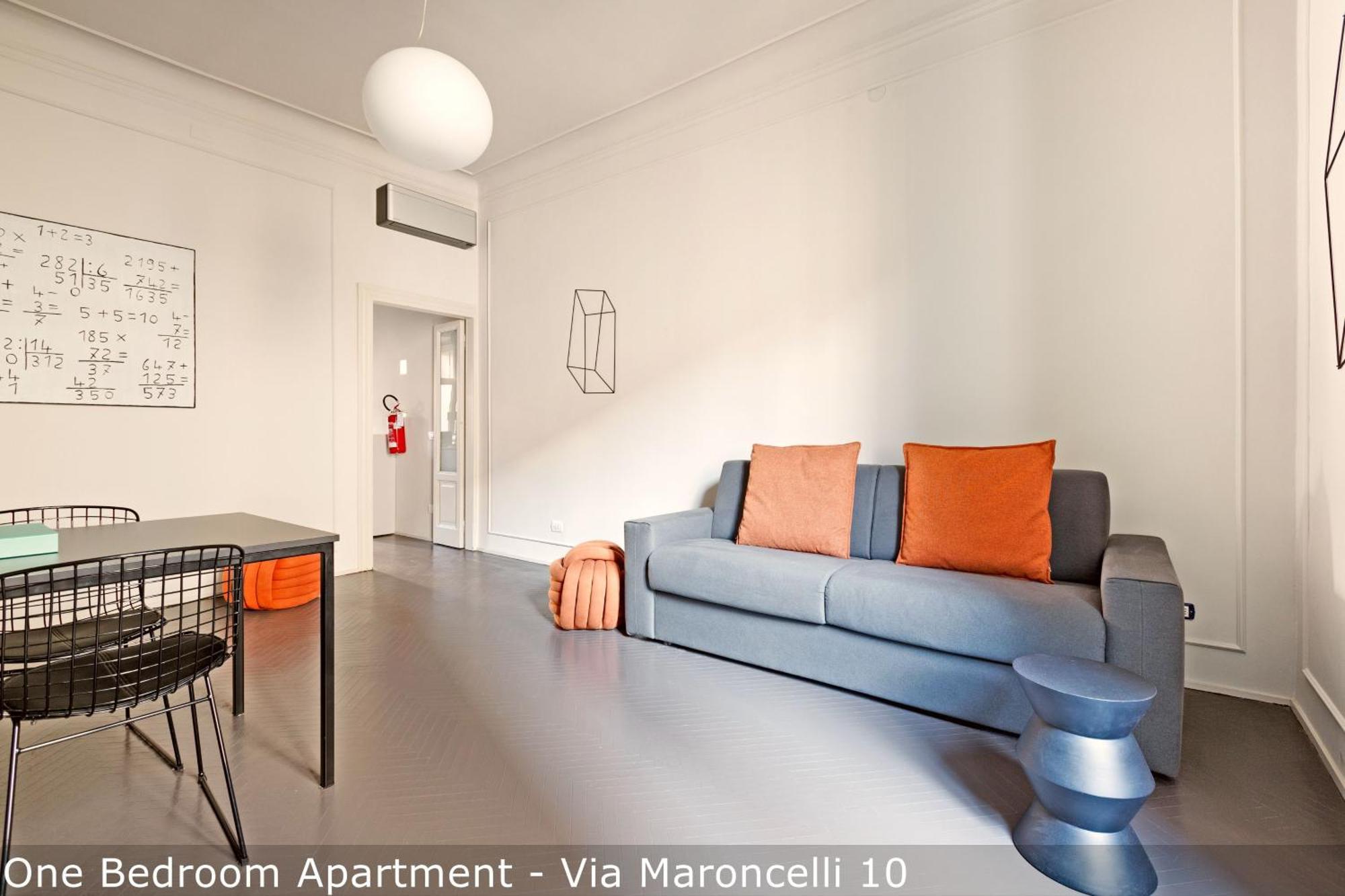 Brera Apartments In Porta Volta Milan Bilik gambar